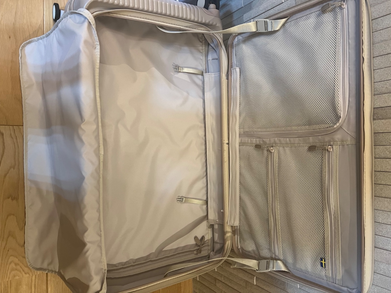 INV750DORを開いた状態