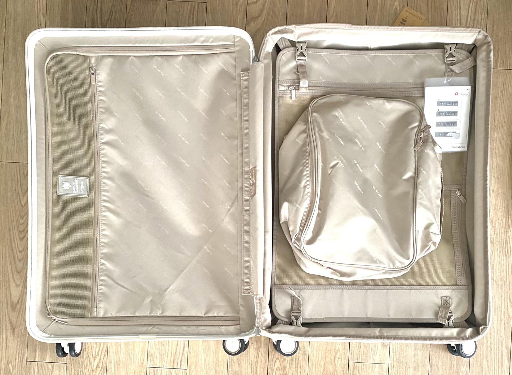 サムソナイト スナイデル コラボ スーツケース 内装