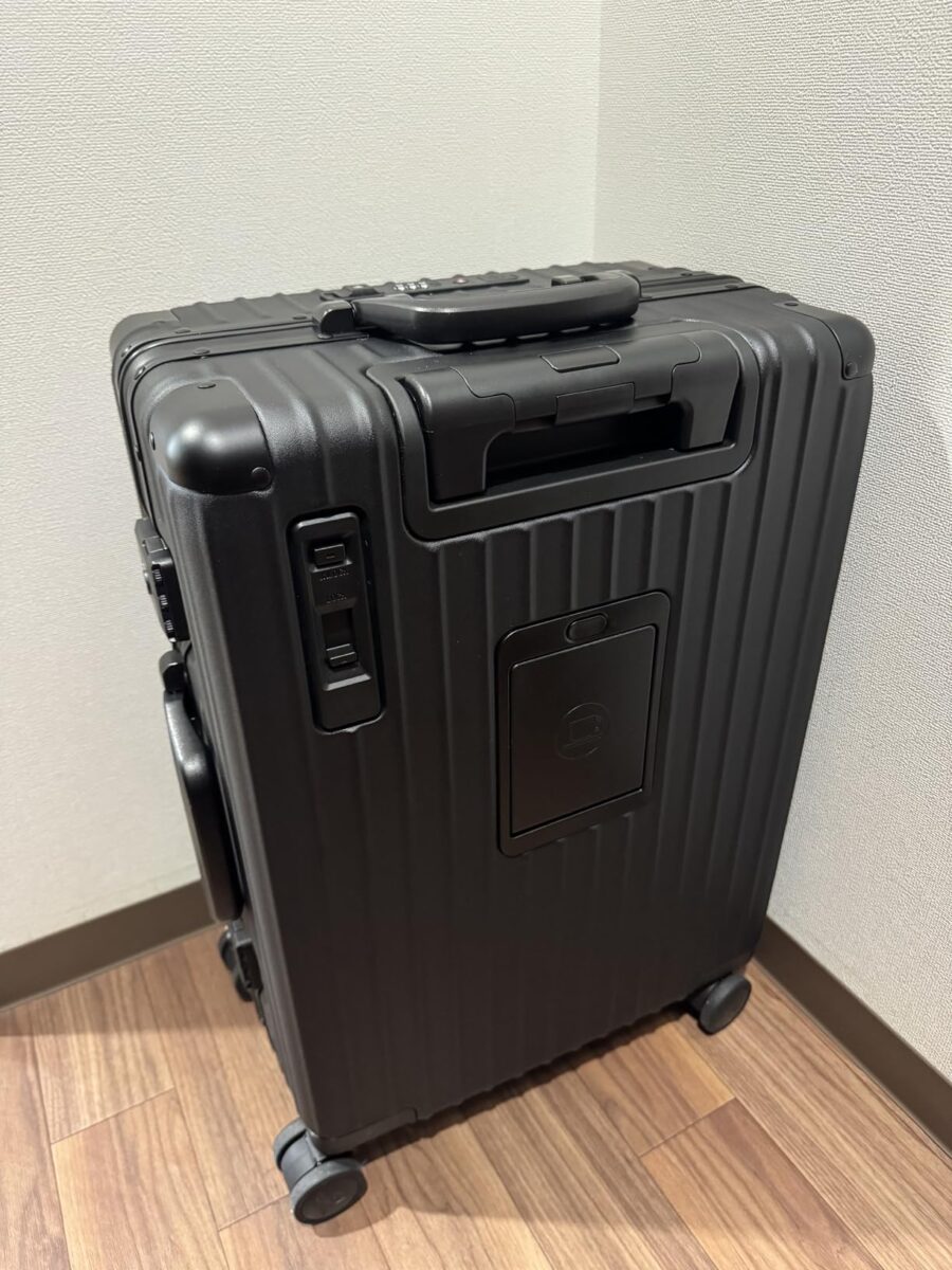 リベティ スーツケース 裏側